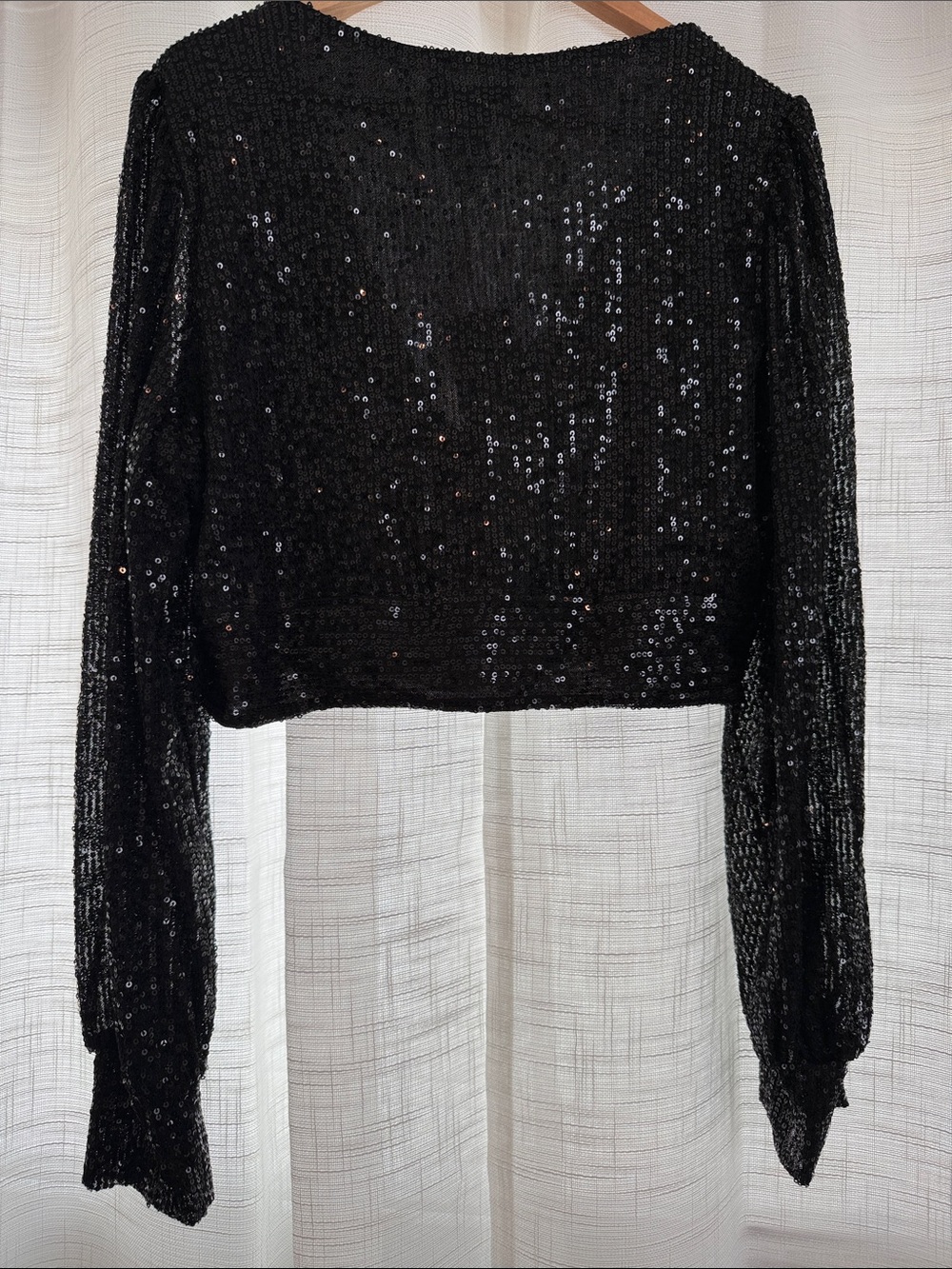 NWT Black Sequin Long Sleeve V-Neck Crop Top XL - Picture 5 of 8